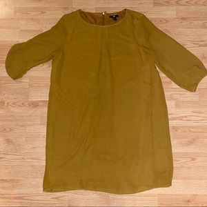 H&M Flowy Longsleeve Dress